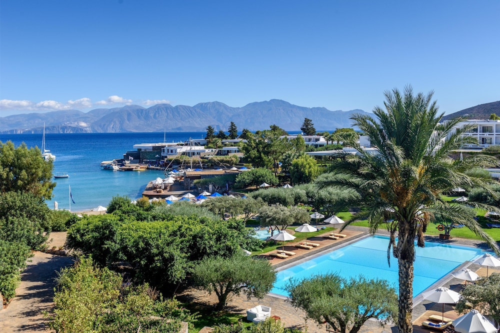 Elounda Bay Palace, a Member of the Leading Hotels of the World — Swimming pool in Elounda