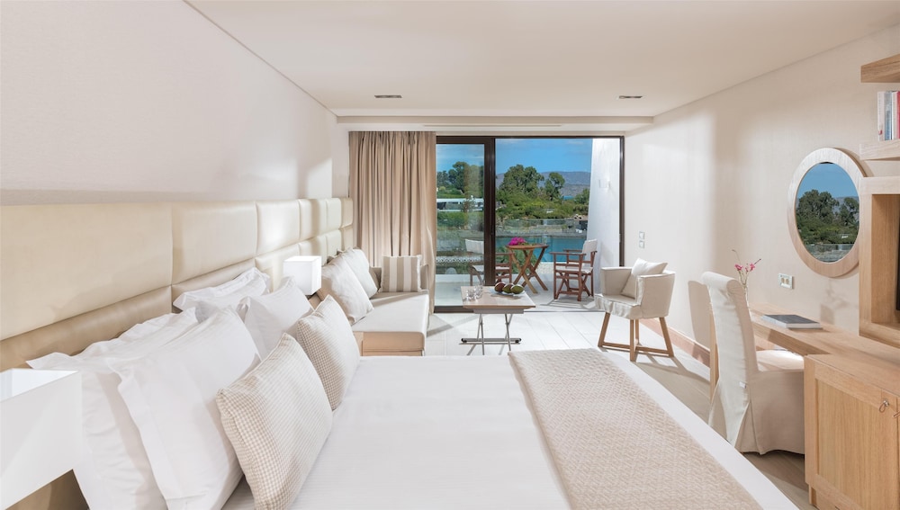 Elounda Bay Palace, a Member of the Leading Hotels of the World — Hotel rooms in Elounda