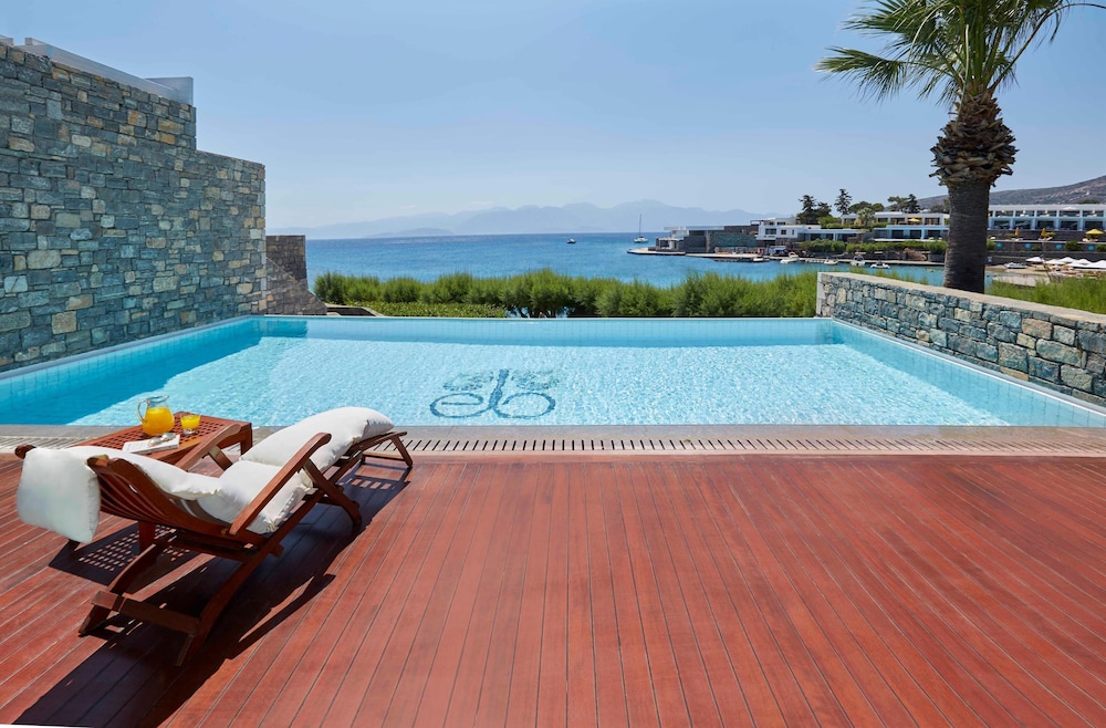 Elounda Bay Palace, a Member of the Leading Hotels of the World — Swimming pool in Elounda
