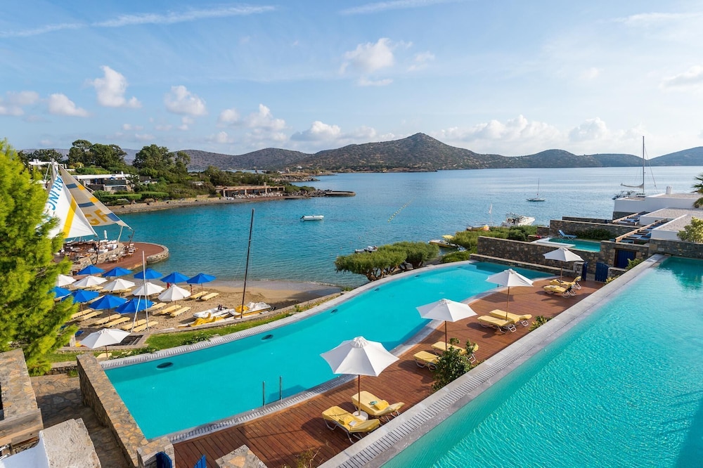 Elounda Bay Palace, a Member of the Leading Hotels of the World — Swimming pool in Elounda