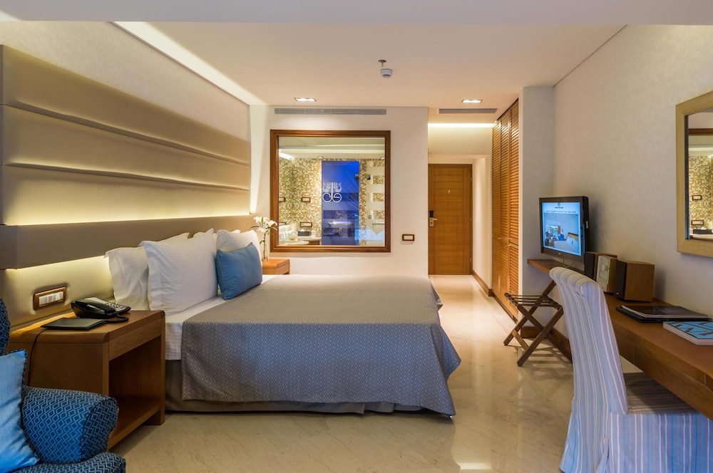 Elounda Bay Palace, a Member of the Leading Hotels of the World — Hotel rooms in Elounda