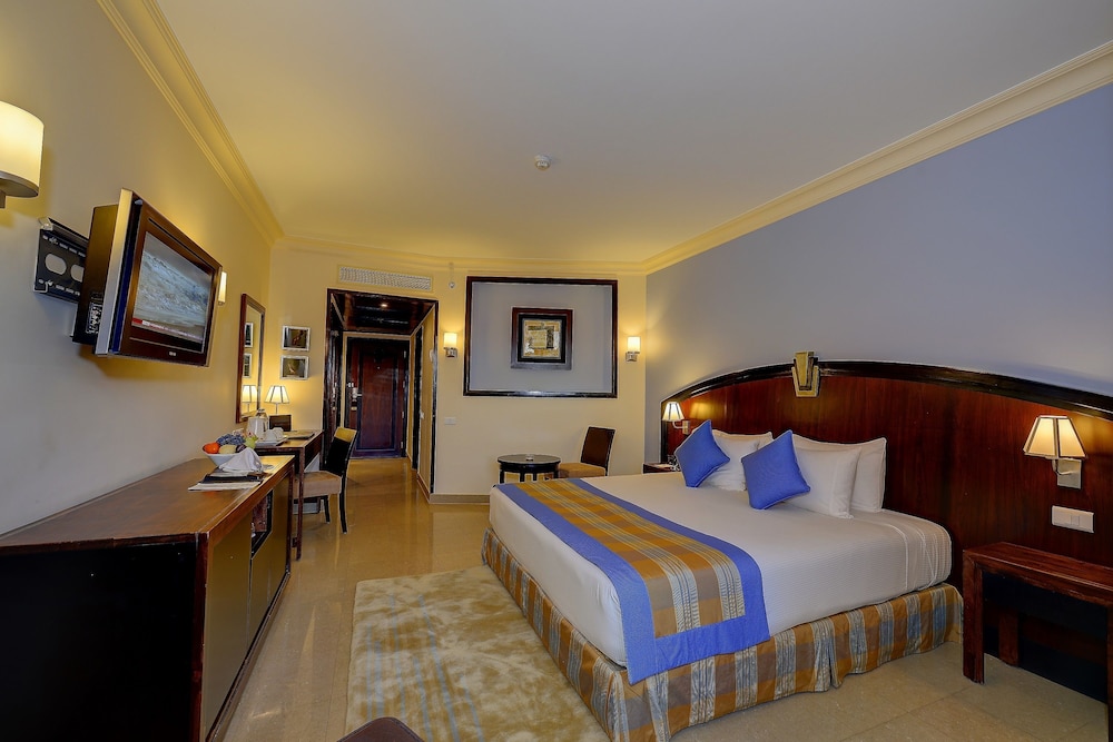 Stella Di Mare Beach Hotel & Spa — Hotel rooms in Sharm El Sheikh, Red Sea