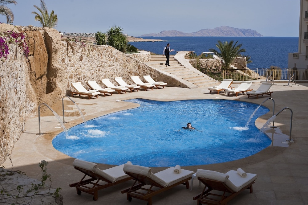 Stella Di Mare Beach Hotel & Spa — Swimming pool in Sharm El Sheikh, Red Sea