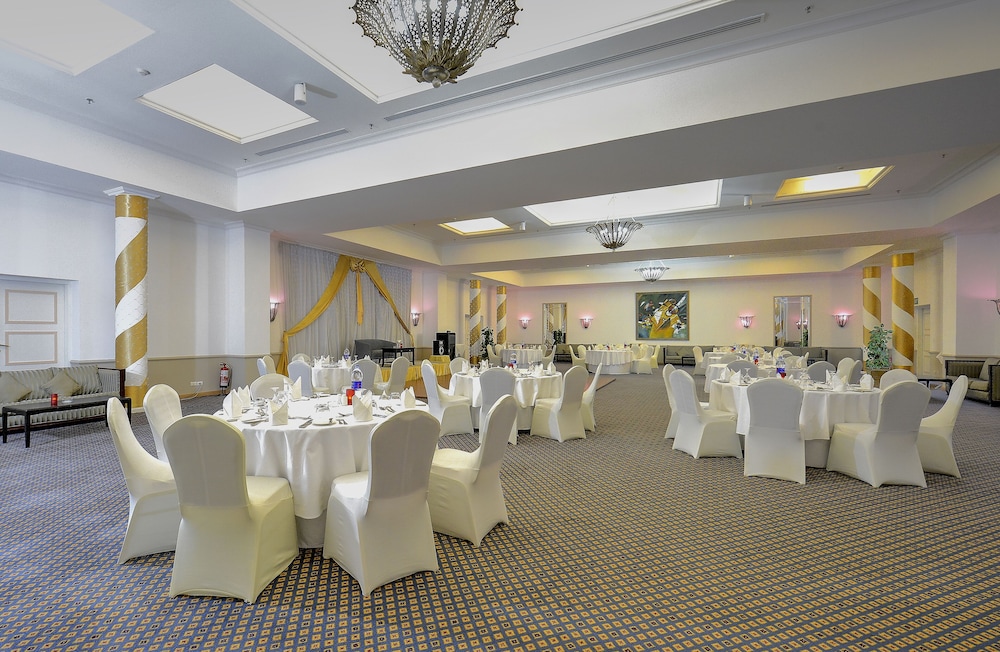 Stella Di Mare Beach Hotel & Spa — Hotel building in Sharm El Sheikh, Red Sea