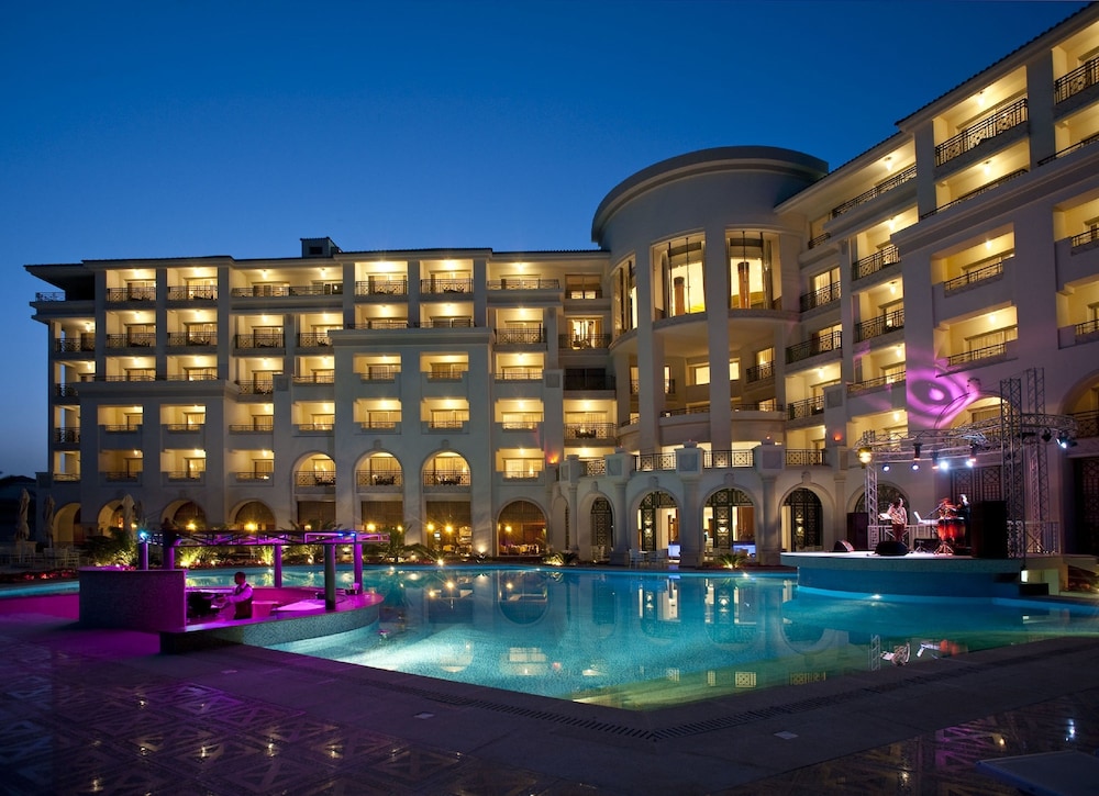 Stella Di Mare Beach Hotel & Spa — Hotel building in Sharm El Sheikh, Red Sea
