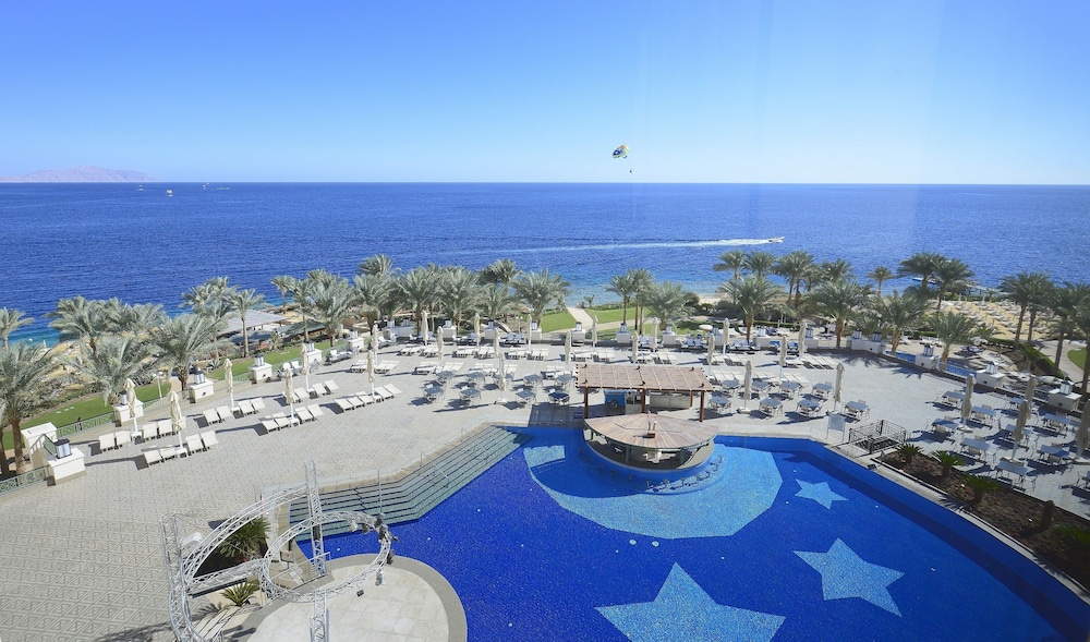 Stella Di Mare Beach Hotel & Spa — Swimming pool in Sharm El Sheikh, Red Sea