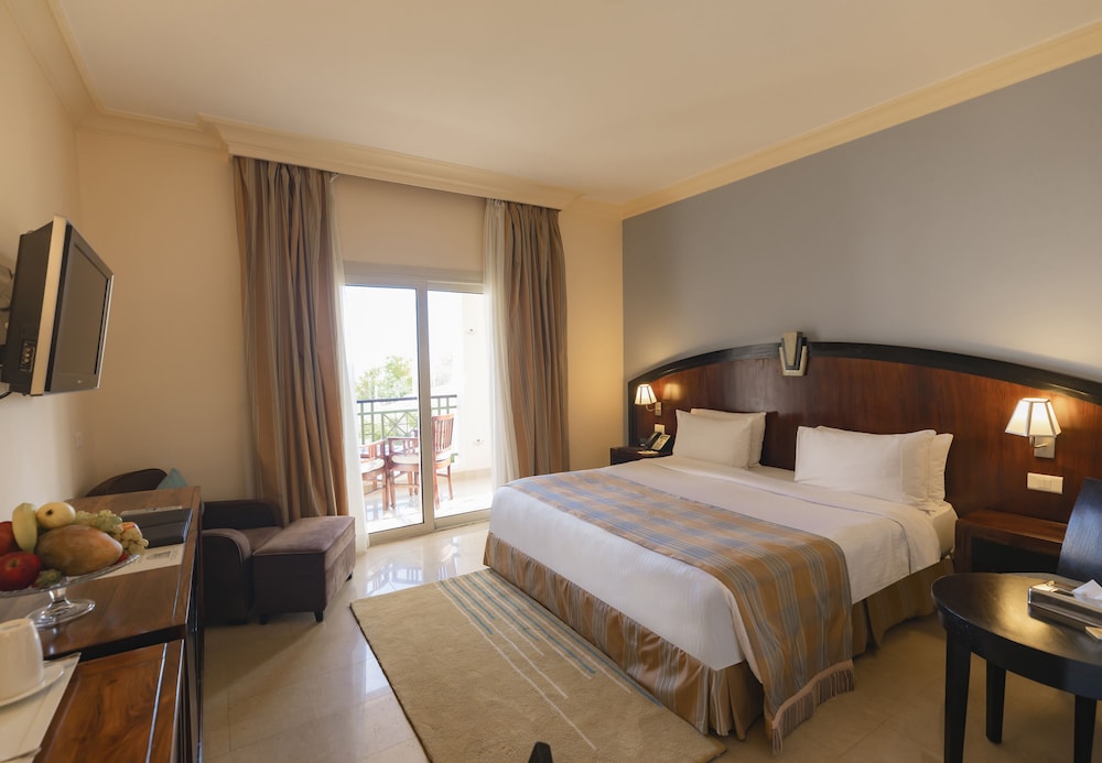 Stella Di Mare Beach Hotel & Spa — Hotel rooms in Sharm El Sheikh, Red Sea