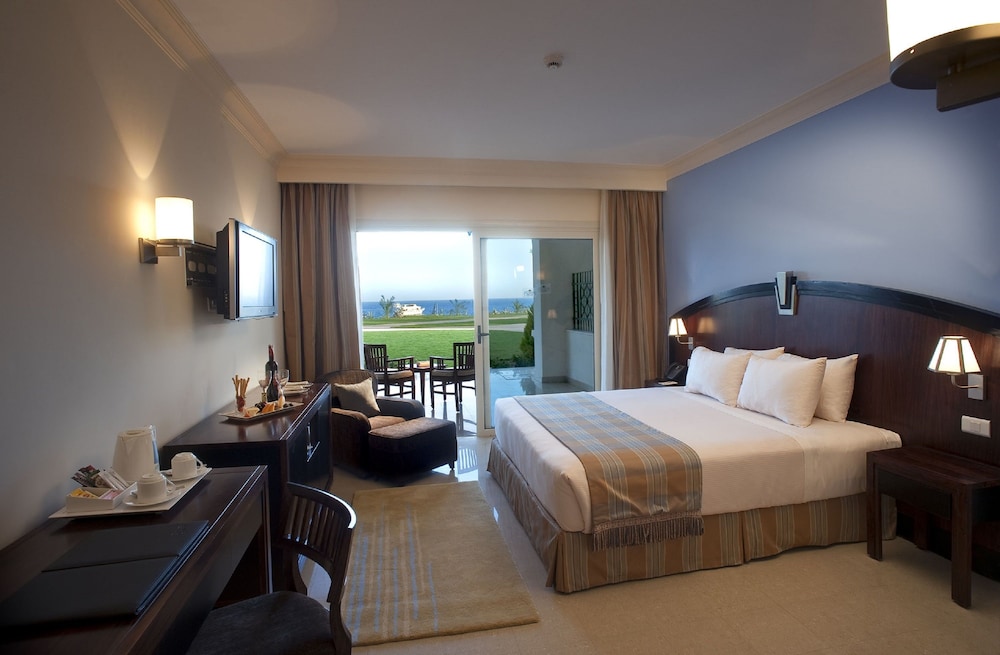 Stella Di Mare Beach Hotel & Spa — Hotel rooms in Sharm El Sheikh, Red Sea