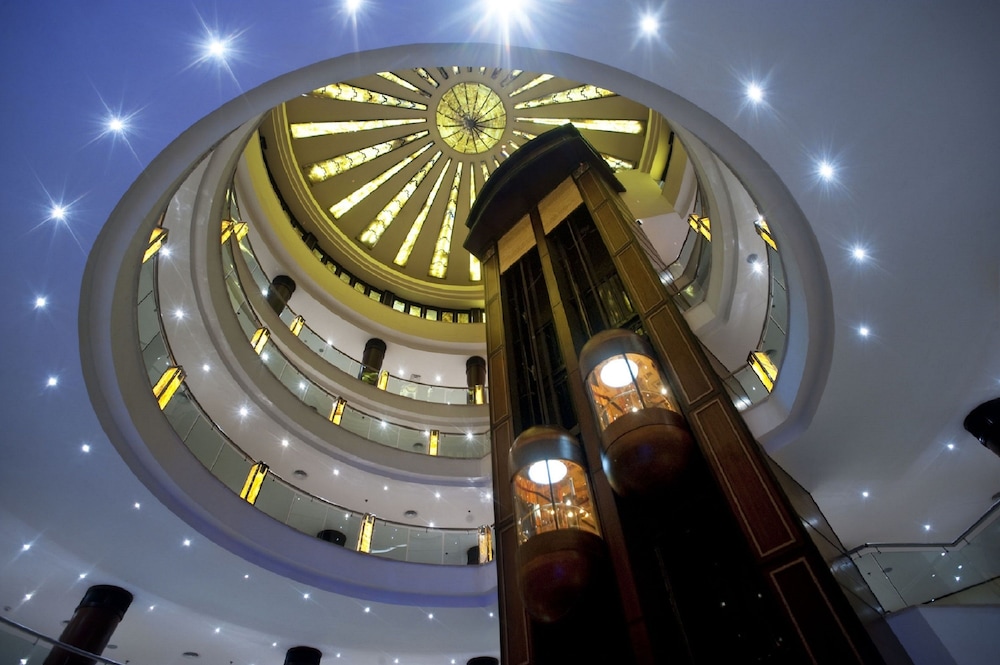 Stella Di Mare Beach Hotel & Spa — Hotel building in Sharm El Sheikh, Red Sea