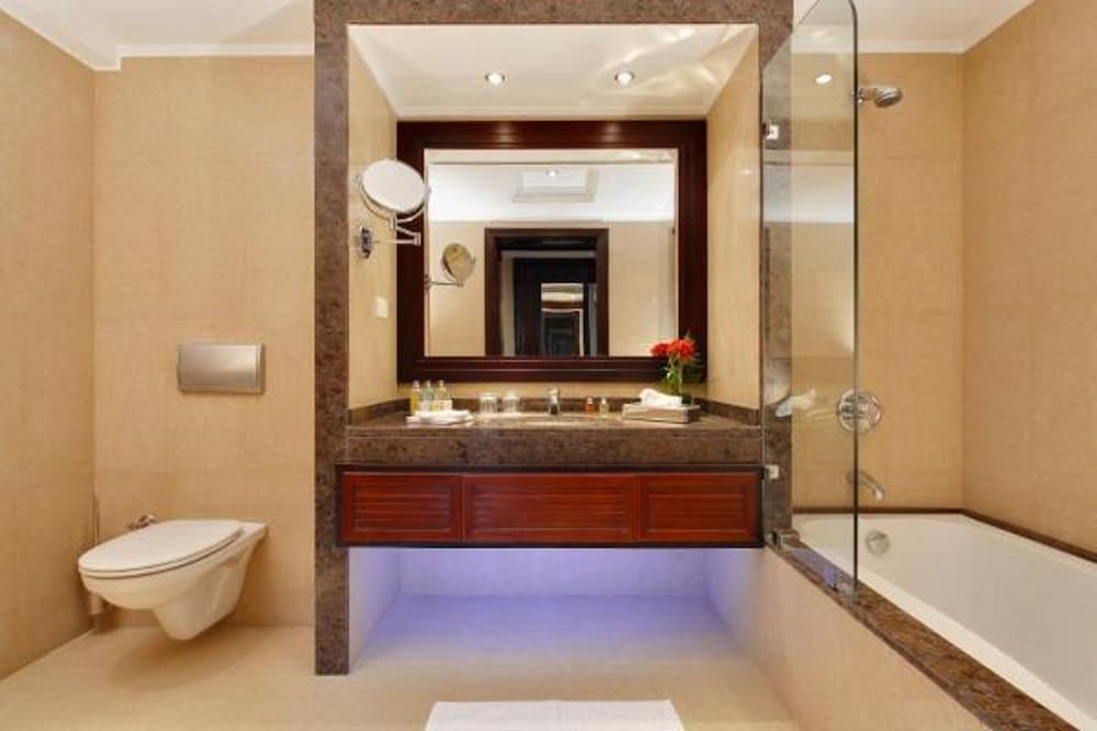 Stella Di Mare Beach Hotel & Spa — Hotel rooms in Sharm El Sheikh, Red Sea