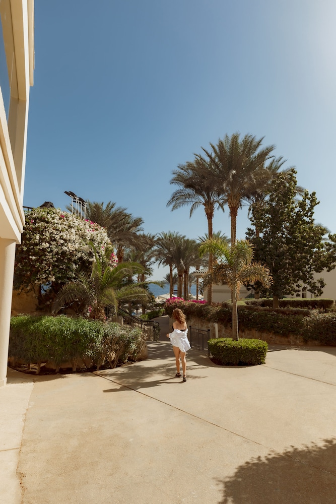 Stella Di Mare Beach Hotel & Spa — Hotel building in Sharm El Sheikh, Red Sea