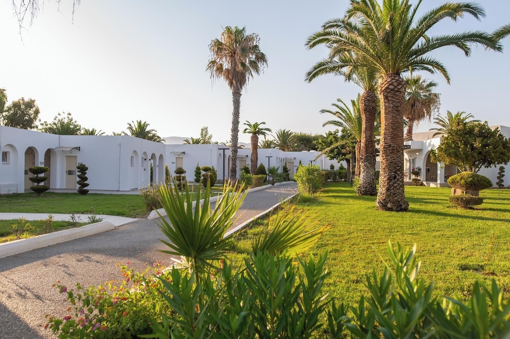 Smy Kos Beach & Splash — Hotel building in Mastichari, South Aegean