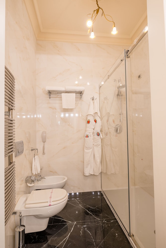 Grand Hotel Wagner — Hotel rooms in Palermo, Sicily