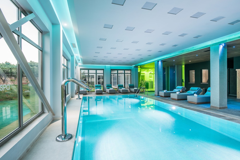 Stella Palace Aqua Park Resort — Swimming pool in Analipsi