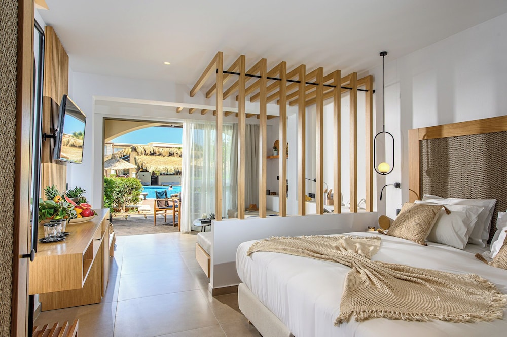 Stella Palace Aqua Park Resort — Hotel rooms in Analipsi