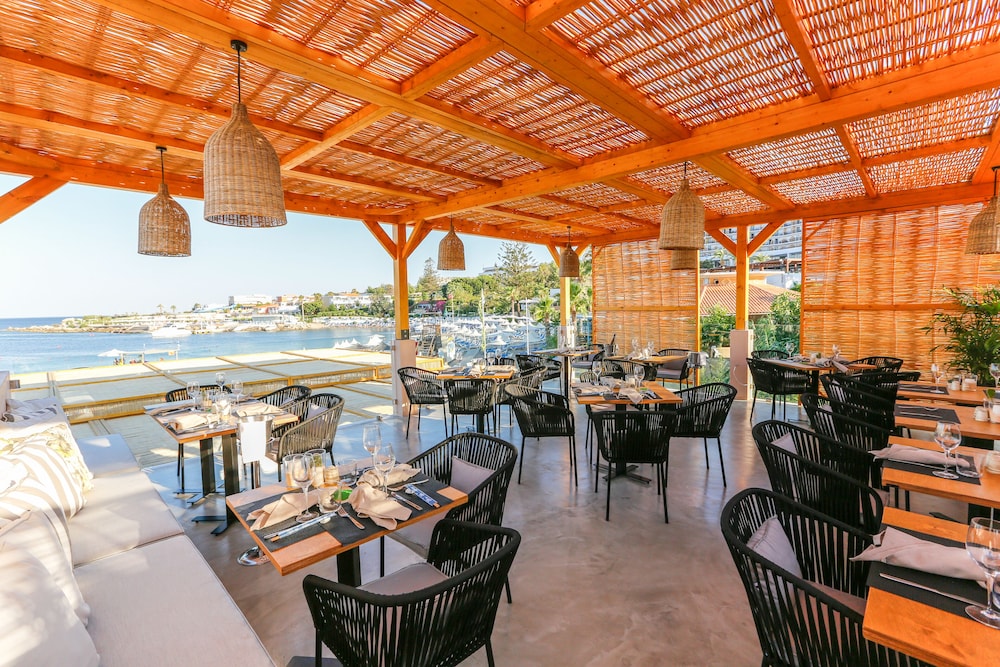 Eden Roc Resort Hotel — Restaurant & bars in Kallithea (Rhodes), South Aegean