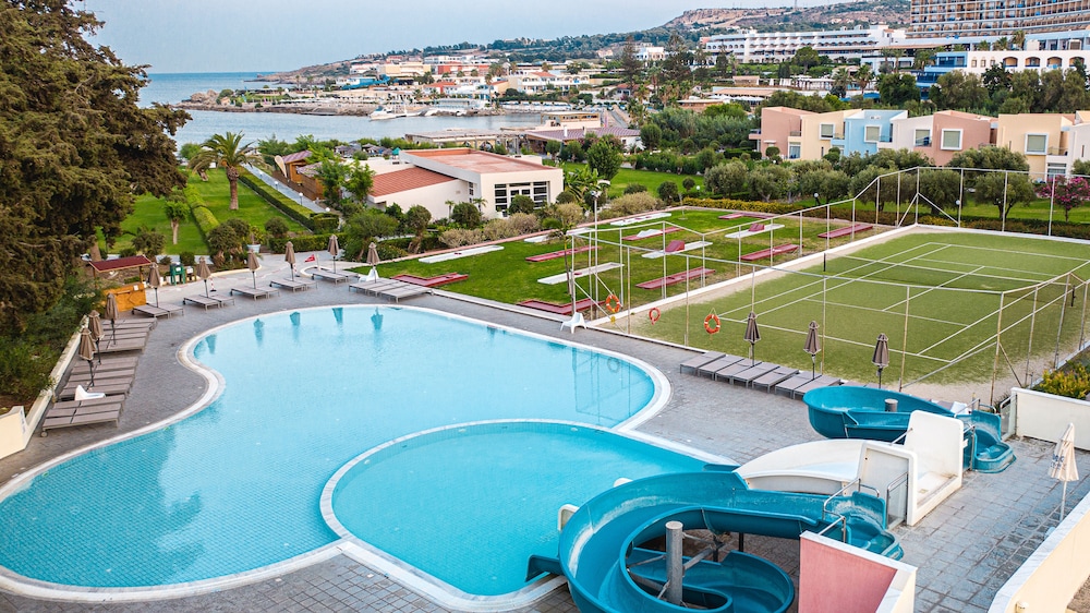 Eden Roc Resort Hotel — Swimming pool in Kallithea (Rhodes), South Aegean