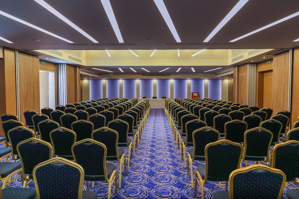 Eden Roc Resort Hotel — Hotel building in Kallithea (Rhodes), South Aegean
