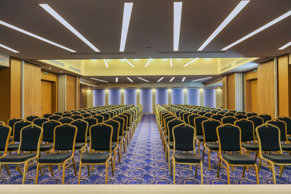 Eden Roc Resort Hotel — Hotel building in Kallithea (Rhodes), South Aegean