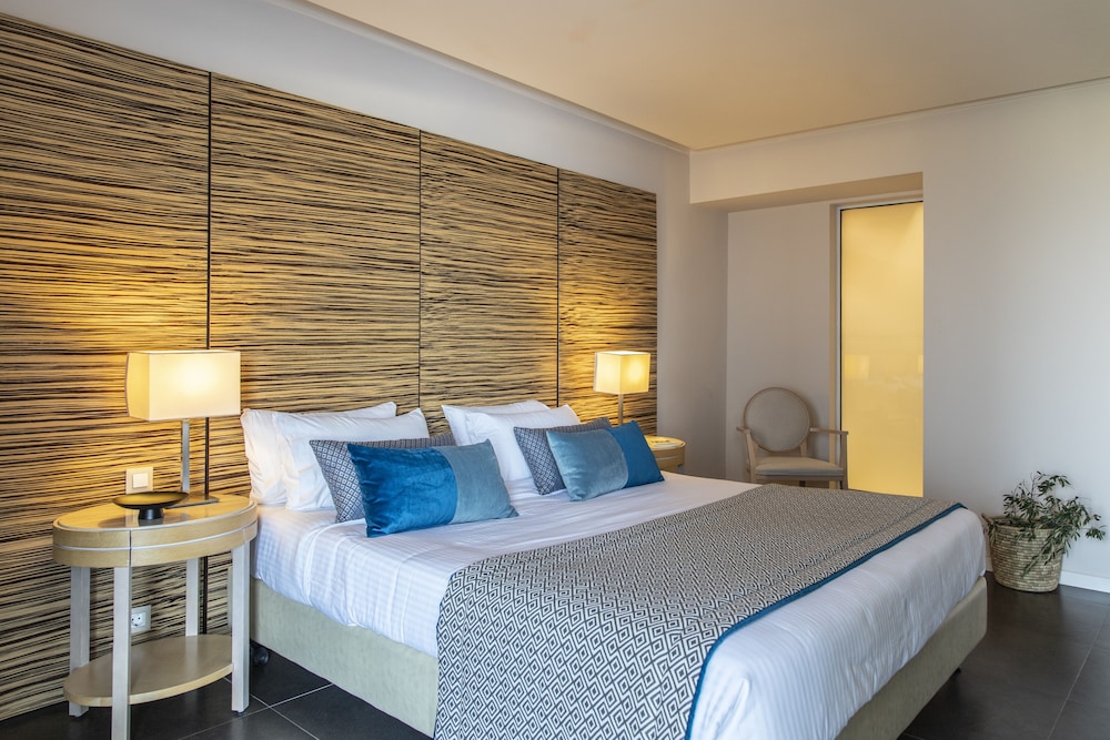 Eden Roc Resort Hotel — Hotel rooms in Kallithea (Rhodes), South Aegean