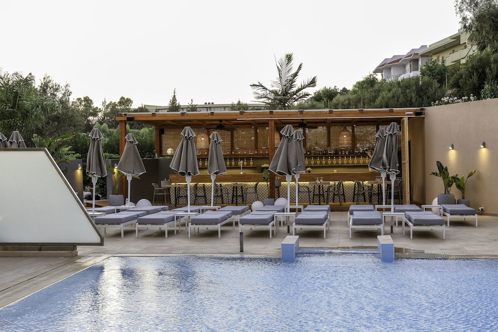 Eden Roc Resort Hotel — Restaurant & bars in Kallithea (Rhodes), South Aegean