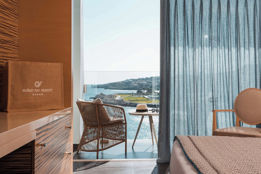 Eden Roc Resort Hotel — Hotel rooms in Kallithea (Rhodes), South Aegean