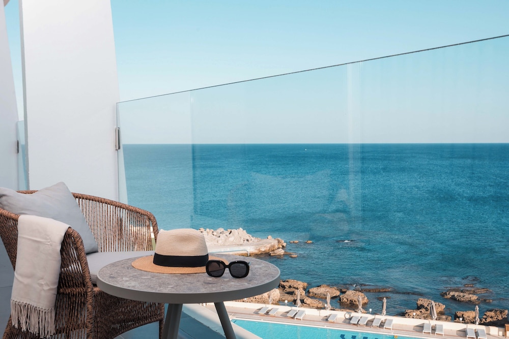 Eden Roc Resort Hotel — Hotel rooms in Kallithea (Rhodes), South Aegean