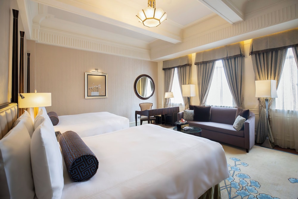 Fairmont Peace Hotel on the Bund — Hotel rooms in Shanghai, Shanghai