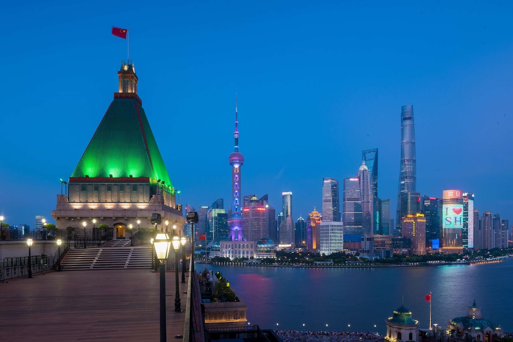 Fairmont Peace Hotel on the Bund — Attractions in the area in Shanghai, Shanghai