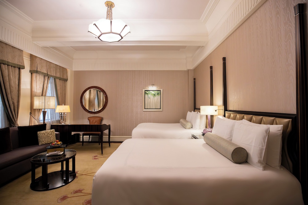 Fairmont Peace Hotel on the Bund — Hotel rooms in Shanghai, Shanghai