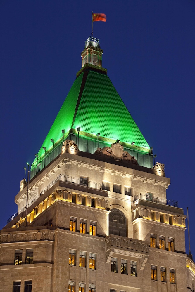 Fairmont Peace Hotel on the Bund — Hotel building in Shanghai, Shanghai