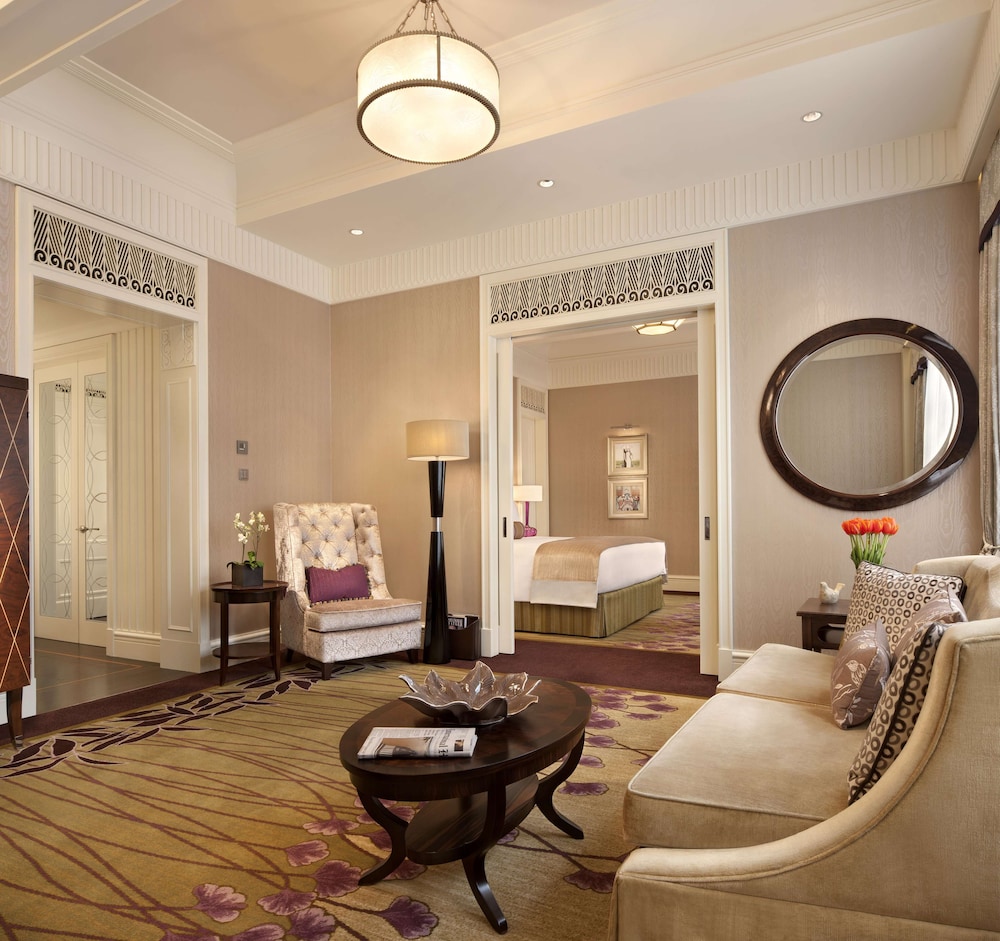 Fairmont Peace Hotel on the Bund — Hotel rooms in Shanghai, Shanghai