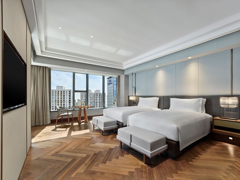 Hilton Shanghai Hongqiao — Hotel rooms in Shanghai, Shanghai
