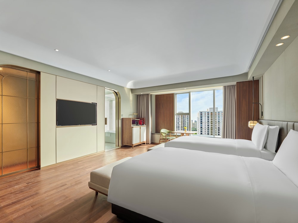 Hilton Shanghai Hongqiao — Hotel rooms in Shanghai, Shanghai