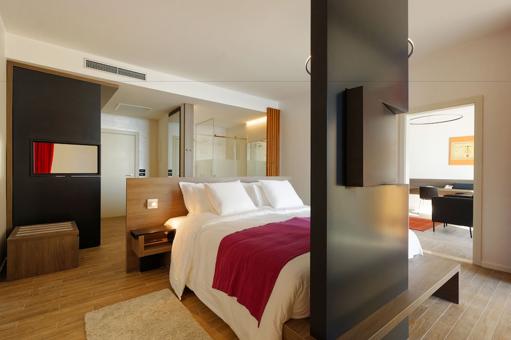 Hotel Ola - Adults Only — Hotel rooms in Seget Donji, Split-Dalmatia