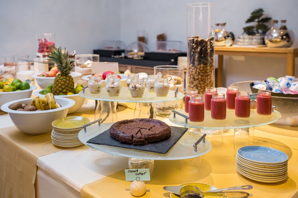 Hotel Ola - Adults Only — Restaurant & bars in Seget Donji, Split-Dalmatia