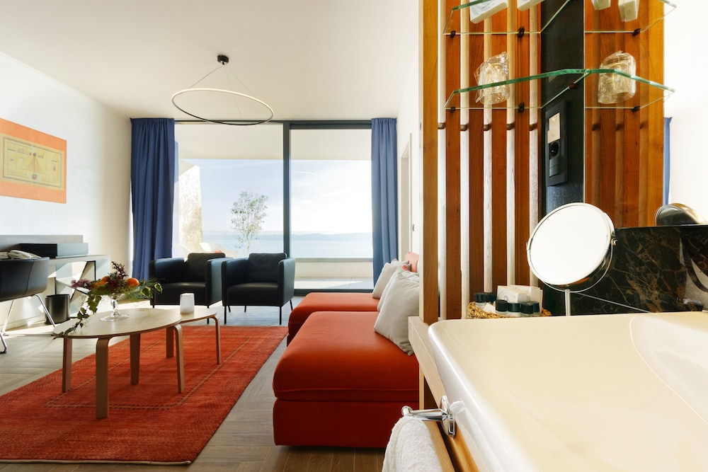 Hotel Ola - Adults Only — Hotel rooms in Seget Donji, Split-Dalmatia