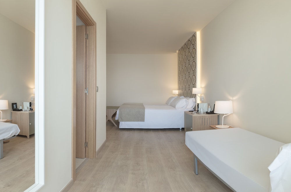 Gastrohotel RH Canfali By Hoteles RH — Hotel rooms in Benidorm, Valencian Community