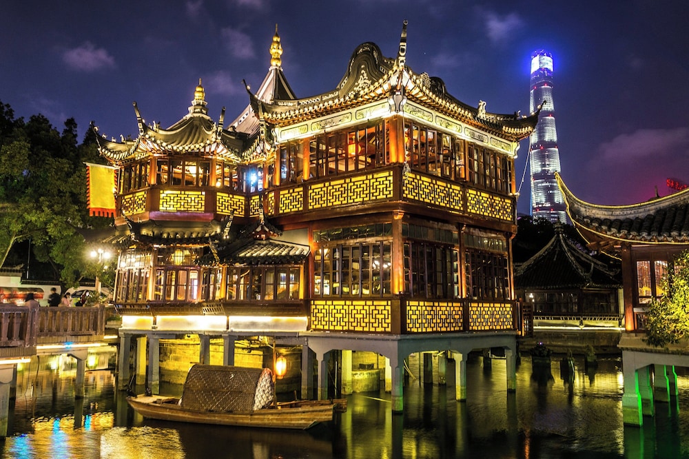 InterContinental Shanghai Pudong Hotel by IHG — Attractions in the area in Shanghai, Shanghai