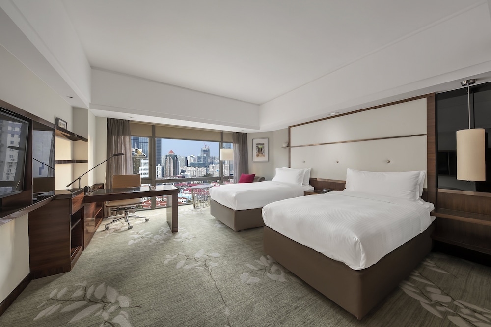 InterContinental Shanghai Pudong Hotel by IHG — Hotel rooms in Shanghai, Shanghai