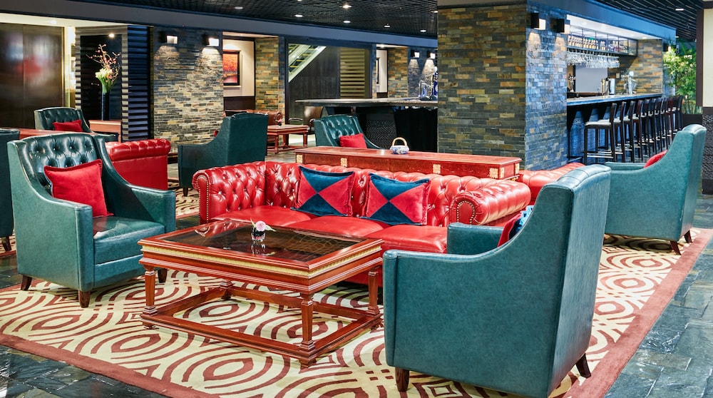 InterContinental Shanghai Pudong Hotel by IHG — Restaurant & bars in Shanghai, Shanghai