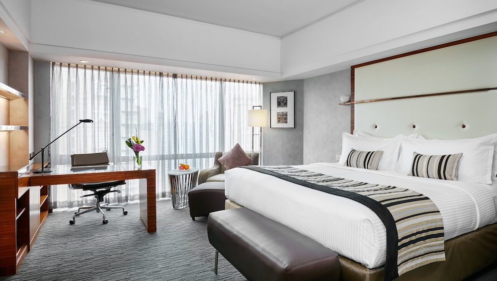 InterContinental Shanghai Pudong Hotel by IHG — Hotel rooms in Shanghai, Shanghai
