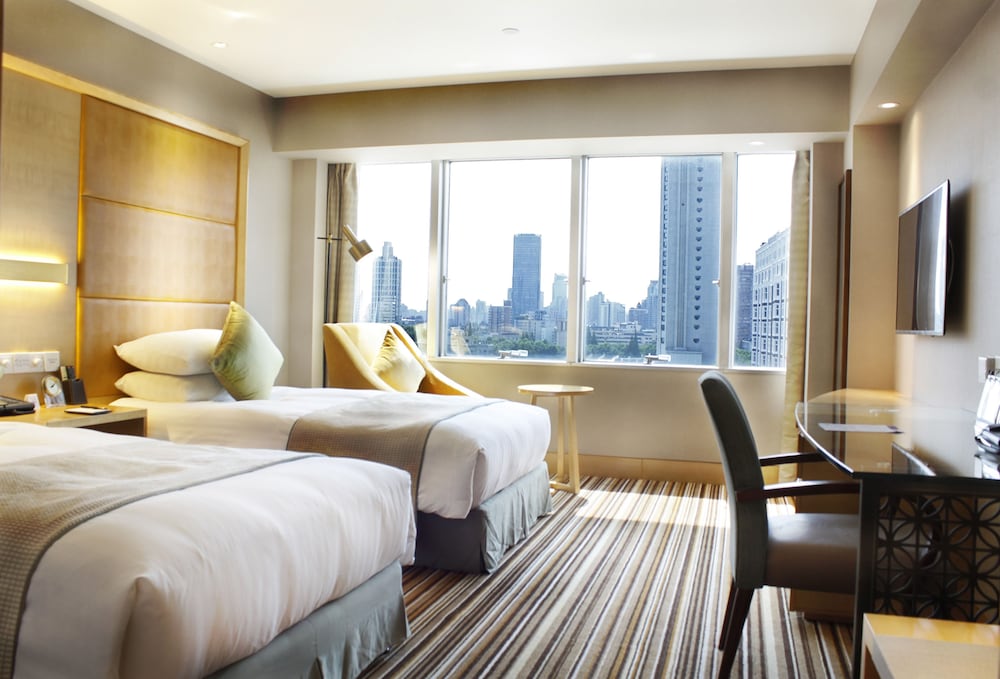 Jin Jiang Tower — Hotel rooms in Shanghai, Shanghai