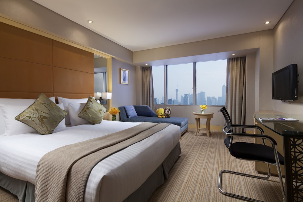 Jin Jiang Tower — Hotel rooms in Shanghai, Shanghai
