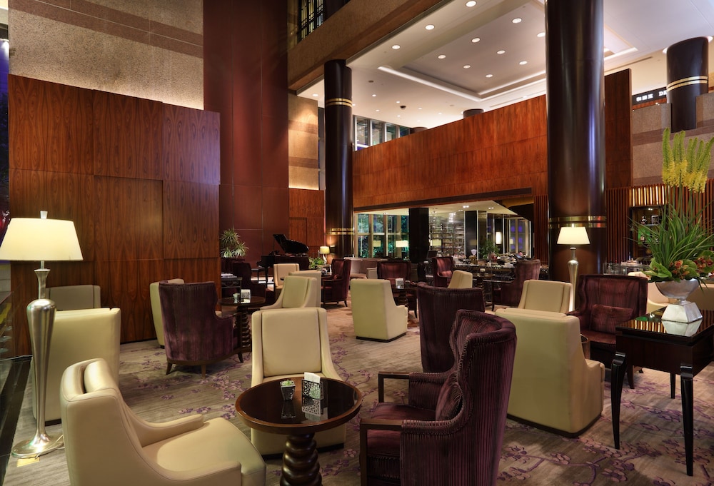 Jin Jiang Tower — Restaurant & bars in Shanghai, Shanghai