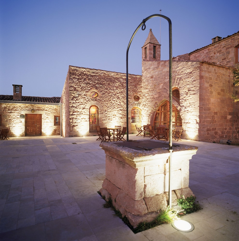 Parador de Cardona - zdjęcie 2