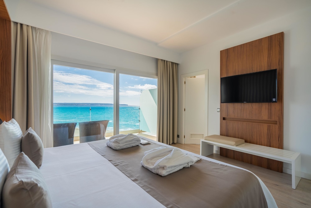Hotel THB El Cid - Adults Only — Hotel rooms in Playa de Palma, Balearic Islands