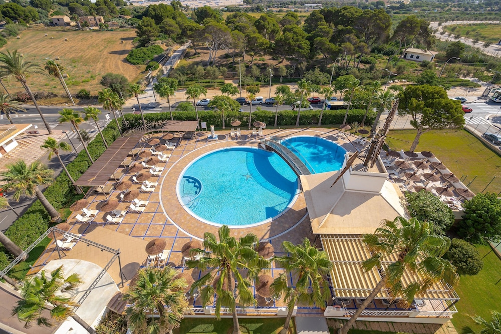 Hotel THB El Cid - Adults Only — Swimming pool in Playa de Palma, Balearic Islands