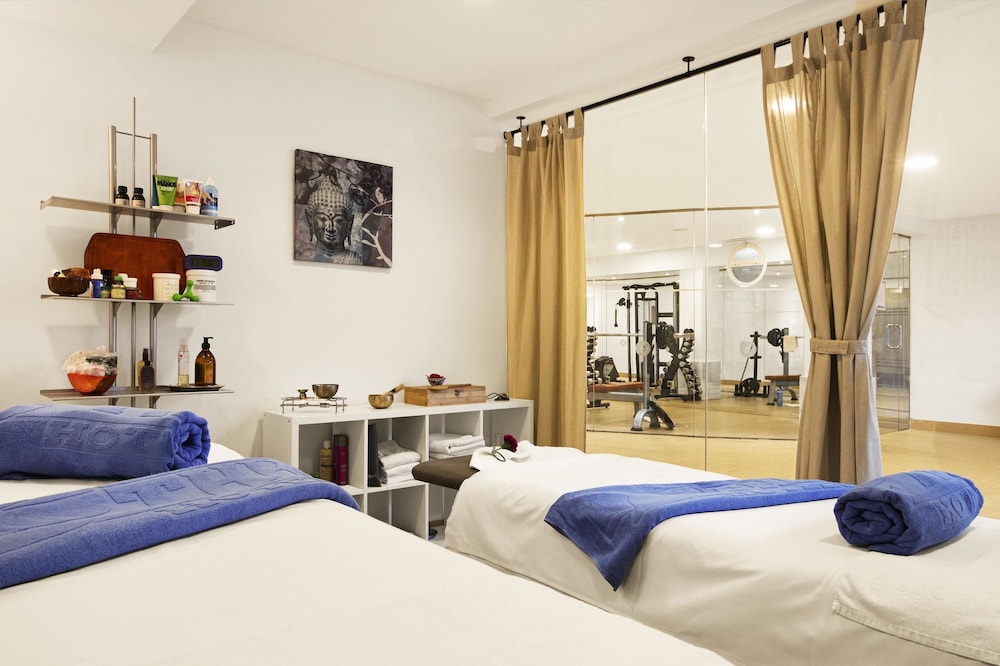 Hotel THB El Cid - Adults Only — Hotel rooms in Playa de Palma, Balearic Islands