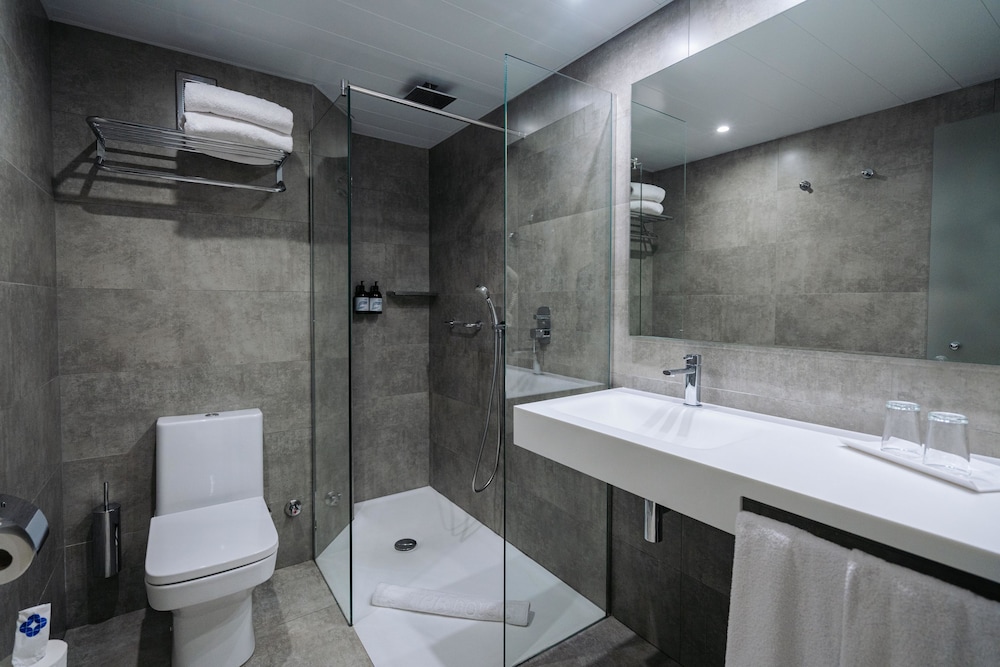 Hotel THB El Cid - Adults Only — Hotel rooms in Playa de Palma, Balearic Islands